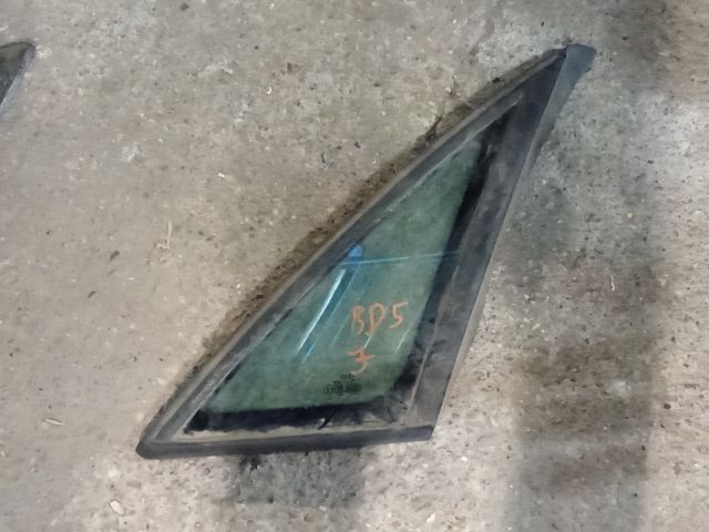 bontott AUDI A4 B5 Jobb hátsó Fixüveg (Ajtóban)