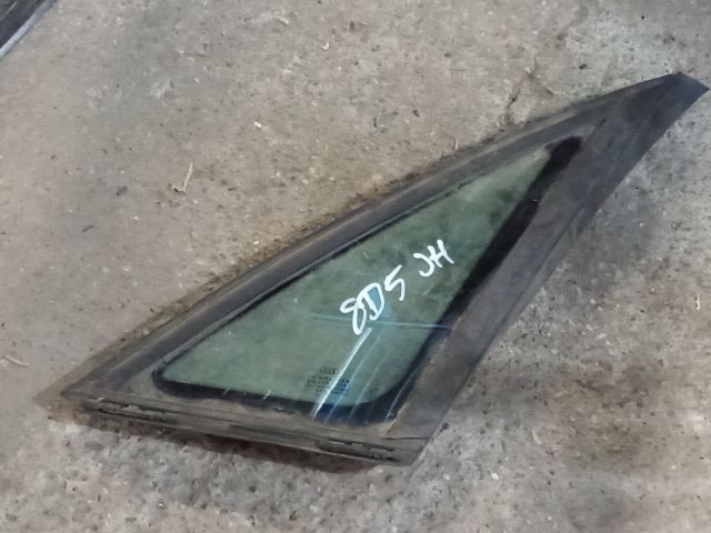 bontott AUDI A4 B5 Jobb hátsó Fixüveg (Ajtóban)