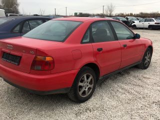 bontott AUDI A4 B5 Jobb hátsó Fixüveg (Ajtóban)