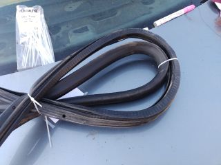 bontott AUDI A4 B5 Jobb hátsó Gumikéder