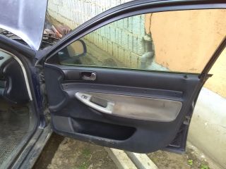 bontott AUDI A4 B5 Jobb hátsó Kapaszkodó (Felső)