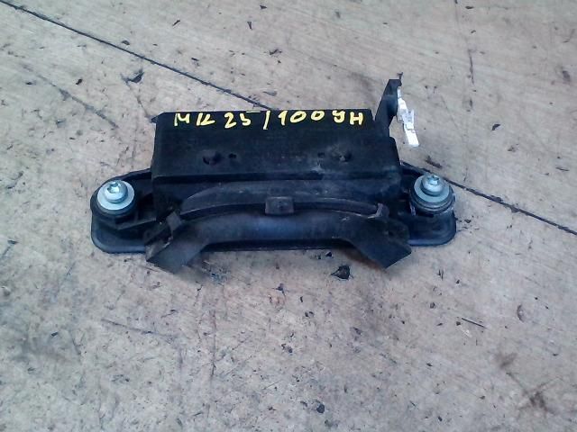 bontott AUDI A4 B5 Jobb hátsó Külső Kilincs