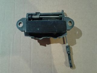 bontott AUDI A4 B5 Jobb hátsó Külső Kilincs