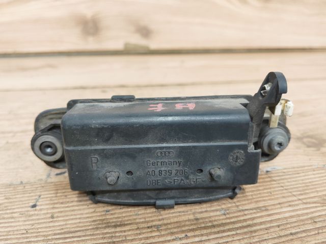 bontott AUDI A4 B5 Jobb hátsó Külső Kilincs