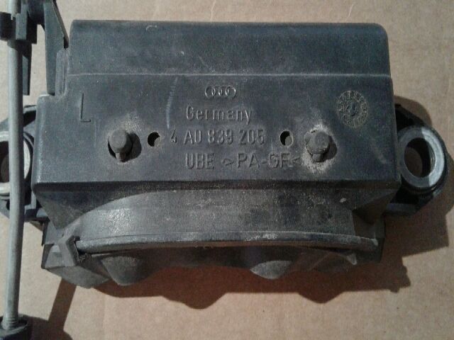 bontott AUDI A4 B5 Jobb hátsó Külső Kilincs