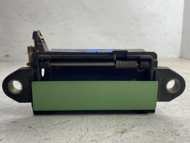 bontott AUDI A4 B5 Jobb hátsó Külső Kilincs