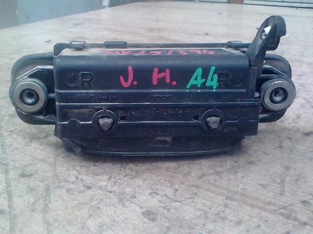 bontott AUDI A4 B5 Jobb hátsó Külső Kilincs