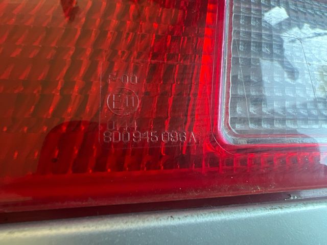 bontott AUDI A4 B5 Jobb Hátsó Lámpa