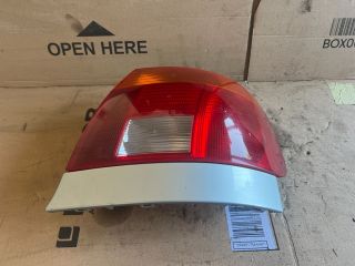 bontott AUDI A4 B5 Jobb Hátsó Lámpa