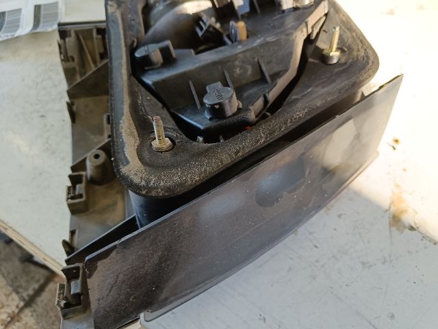 bontott AUDI A4 B5 Jobb Hátsó Lámpa