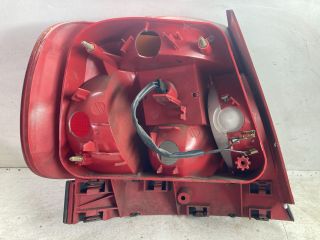 bontott AUDI A4 B5 Jobb Hátsó Lámpa