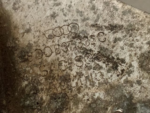 bontott AUDI A4 B5 Jobb hátsó Lökhárító Merevítő (Fém)