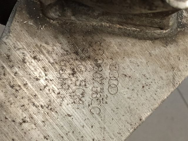 bontott AUDI A4 B5 Jobb hátsó Lökhárító Merevítő (Fém)