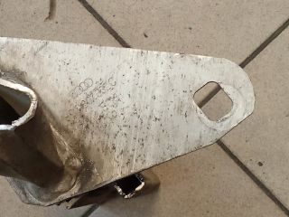 bontott AUDI A4 B5 Jobb hátsó Lökhárító Merevítő (Fém)