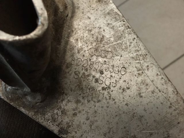 bontott AUDI A4 B5 Jobb hátsó Lökhárító Merevítő (Fém)