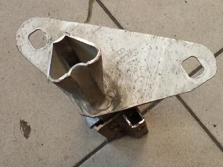 bontott AUDI A4 B5 Jobb hátsó Lökhárító Merevítő (Fém)