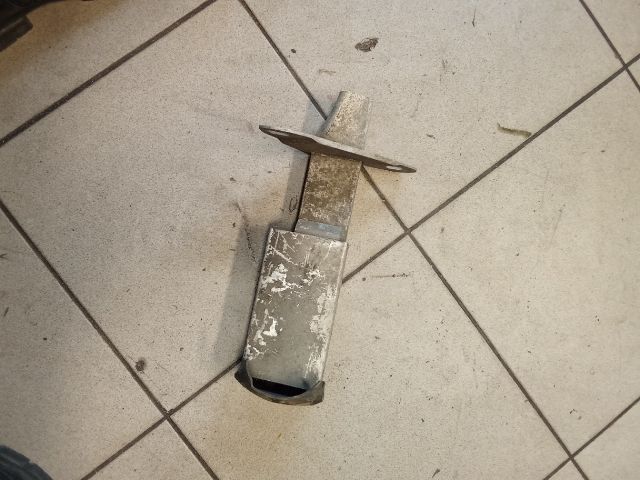 bontott AUDI A4 B5 Jobb hátsó Lökhárító Merevítő (Fém)