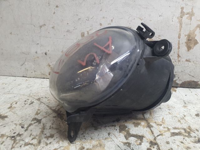 bontott AUDI A4 B5 Jobb Ködfényszóró