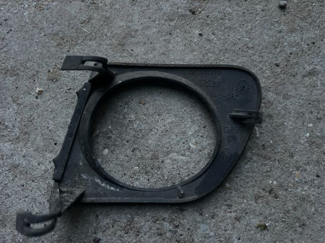 bontott AUDI A4 B5 Jobb Ködlámpa Rács