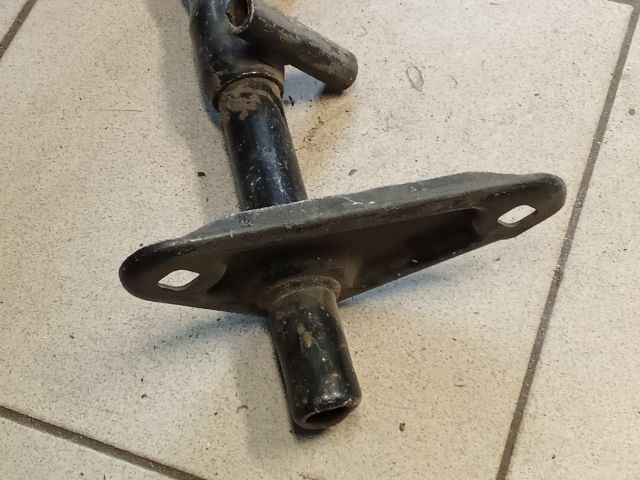 bontott AUDI A4 B5 Jobb Lökhárító Tartó Nyúlványvég