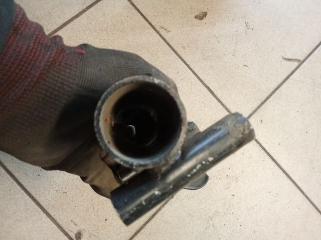 bontott AUDI A4 B5 Jobb Lökhárító Tartó Nyúlványvég