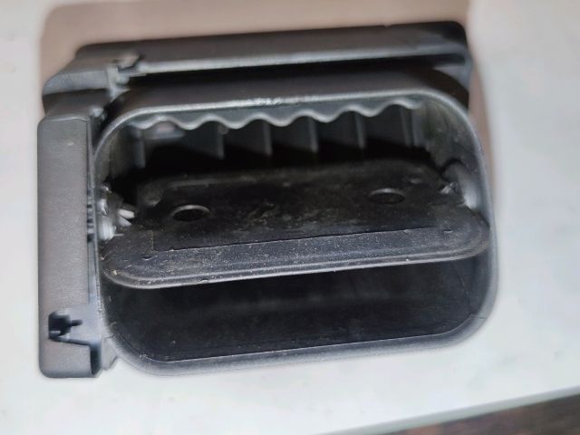 bontott AUDI A4 B5 Jobb Szellőző