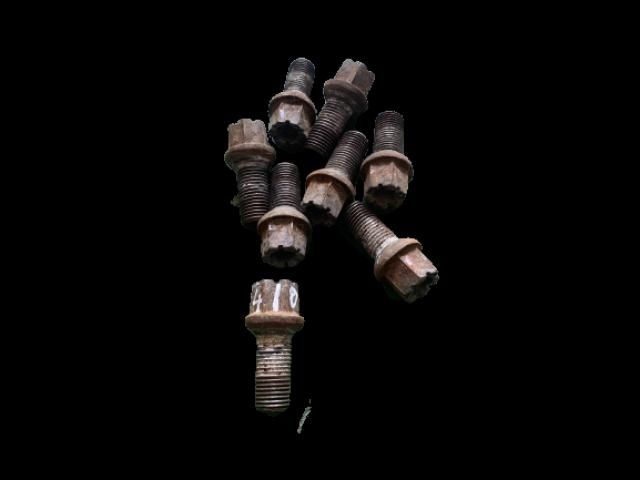 bontott AUDI A4 B5 Kerék Csavar Szett