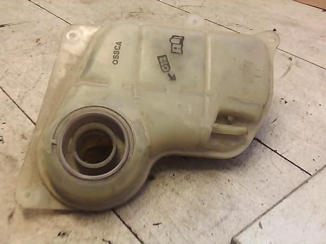 bontott AUDI A4 B5 Kiegyenlítő Tartály