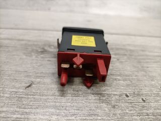 bontott AUDI A4 B5 Kipörgésgátló Kapcsoló