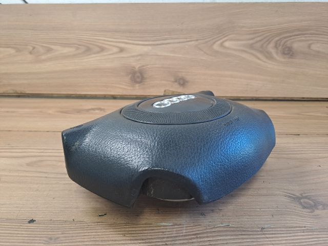 bontott AUDI A4 B5 Kormánylégzsák