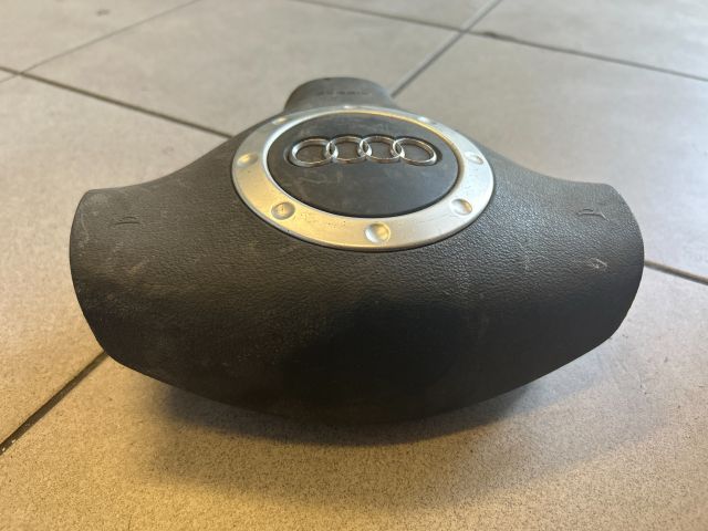 bontott AUDI A4 B5 Kormánylégzsák