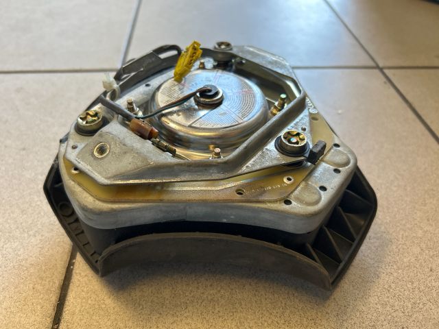 bontott AUDI A4 B5 Kormánylégzsák