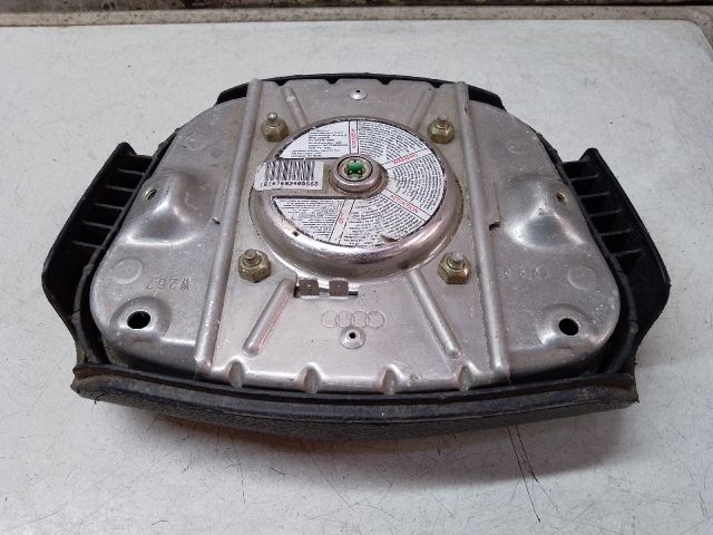 bontott AUDI A4 B5 Kormánylégzsák