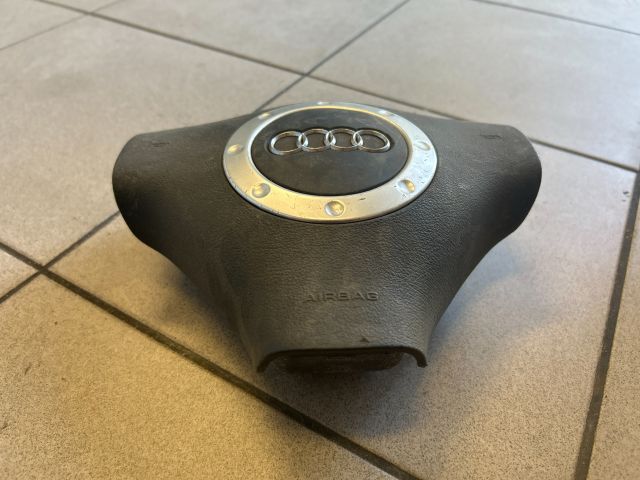 bontott AUDI A4 B5 Kormánylégzsák