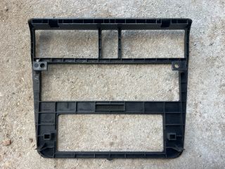bontott AUDI A4 B5 Középkonzol Keret