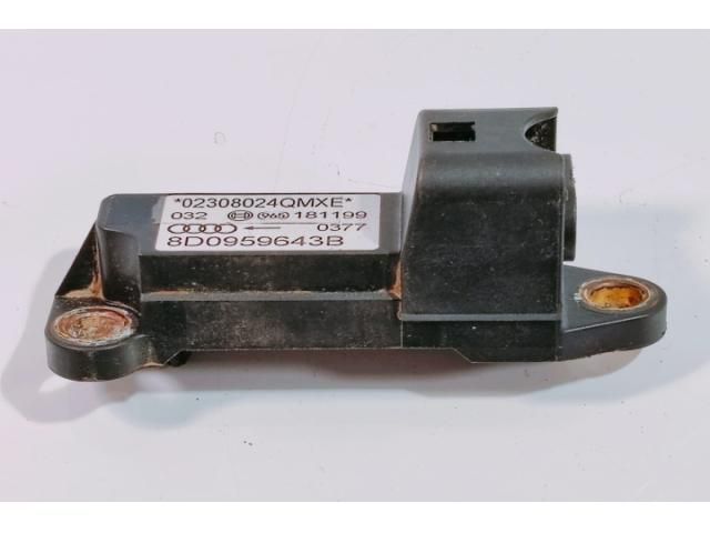 bontott AUDI A4 B5 Központi Ütközés Érzékelő