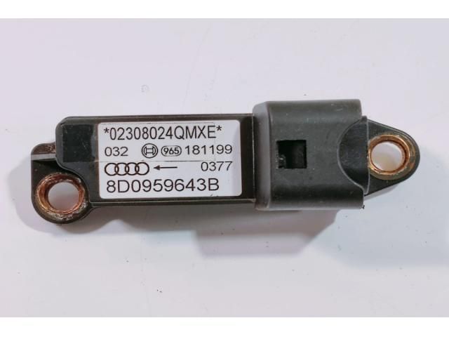 bontott AUDI A4 B5 Központi Ütközés Érzékelő