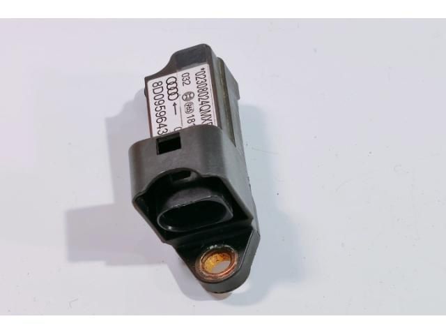 bontott AUDI A4 B5 Központi Ütközés Érzékelő