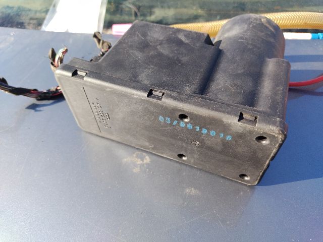 bontott AUDI A4 B5 Központizár Elektronika