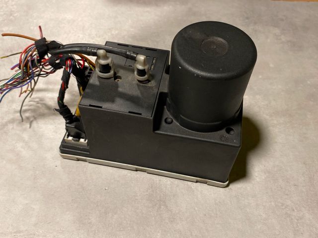 bontott AUDI A4 B5 Központizár Motor (Pozíciófüggetlen)