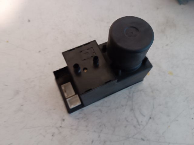 bontott AUDI A4 B5 Központizár Motor (Pozíciófüggetlen)