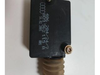 bontott AUDI A4 B5 Központizár Motor Tankajtó