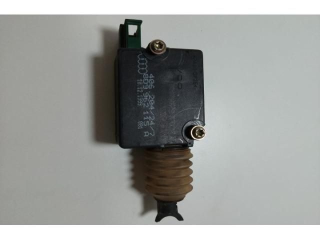 bontott AUDI A4 B5 Központizár Motor Tankajtó