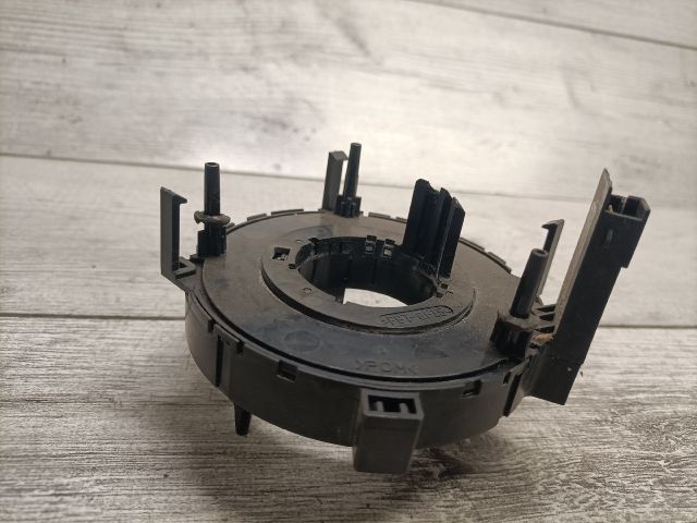 bontott AUDI A4 B5 Légzsák Átvezető Szalagkábel