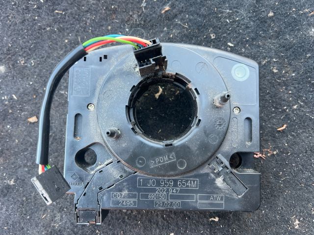 bontott AUDI A4 B5 Légzsák Átvezető Szalagkábel