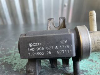 bontott AUDI A4 B5 Nyomásszabályzó Szelep