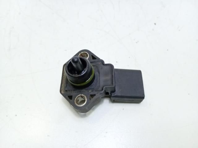 bontott AUDI A4 B5 Nyomástartó Szelep