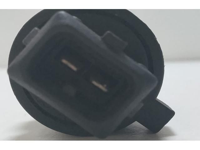 bontott AUDI A4 B5 Nyomástartó Szelep