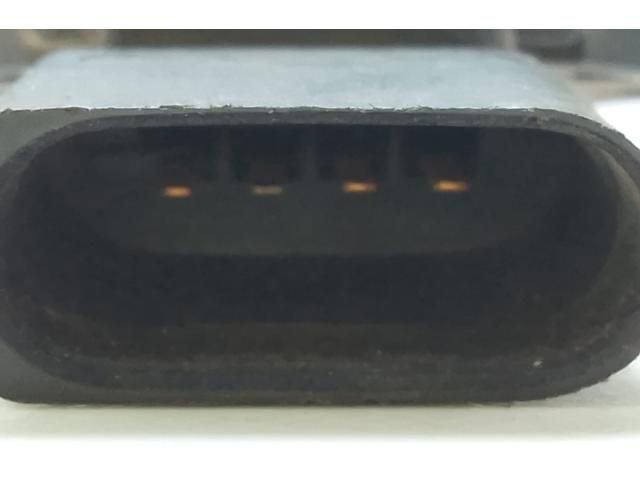 bontott AUDI A4 B5 Nyomástartó Szelep