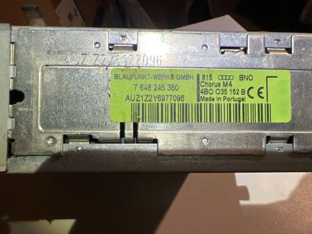 bontott AUDI A4 B5 Rádió / CD